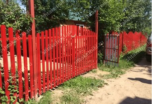 Забор евроштакетник горокой в Талдыкоргане цвет рубин